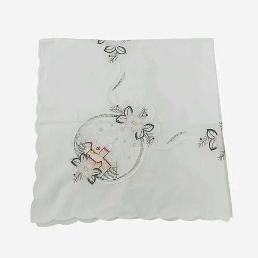 Vintage White Hand Embroidered Floral Scalloped Edge Tablecloth